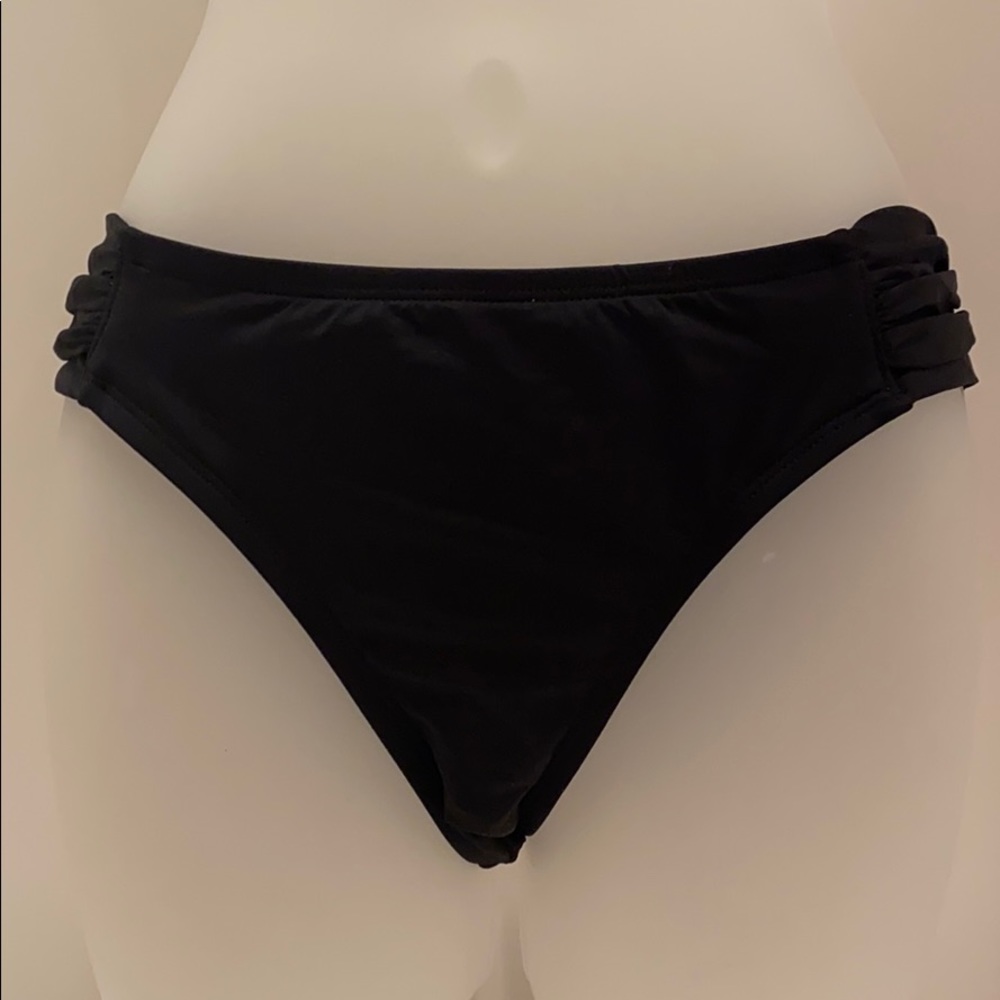 Kona Sol bikini bottoms black size medium